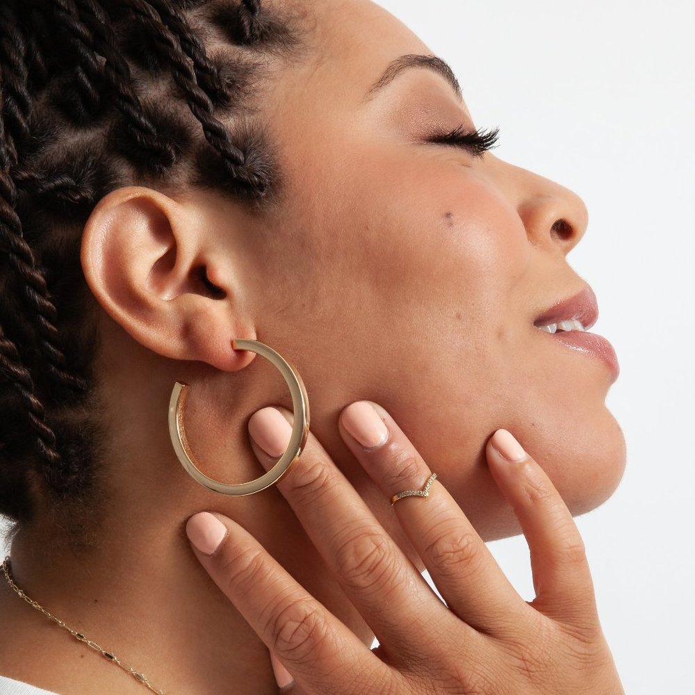 LIKE NEW! Miranda Frye "Kelsey" Hoops!